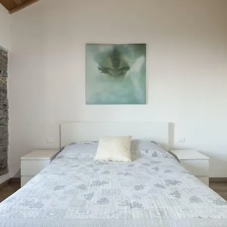 Lilia's Apartmán Cernobbio